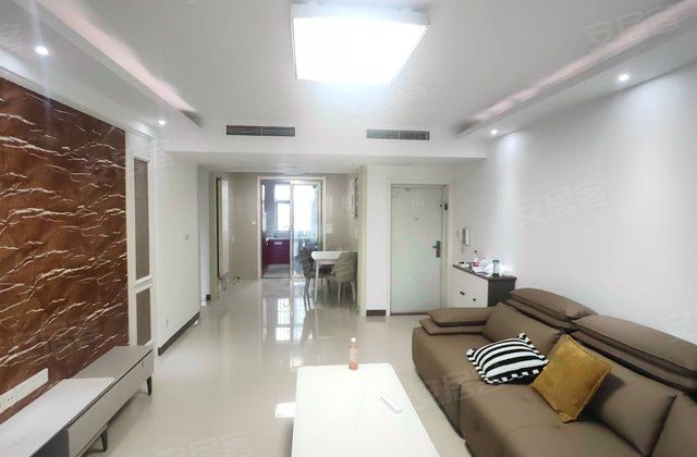 华西格林春天(一期)4室2厅131.93㎡50万二手房图片