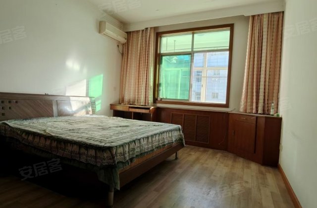桂圆新村3室2厅160㎡55万二手房图片