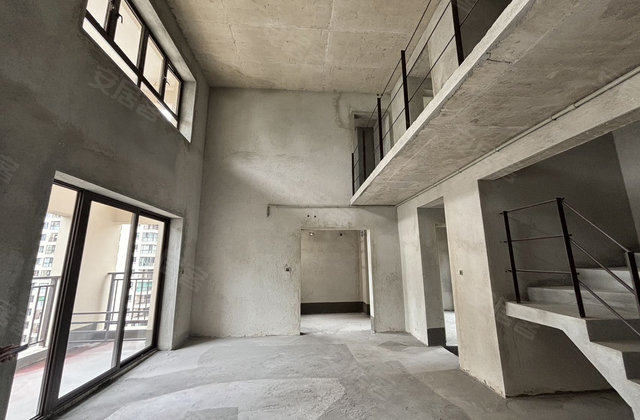 保山吾悦广场5室2厅155㎡69.8万二手房图片