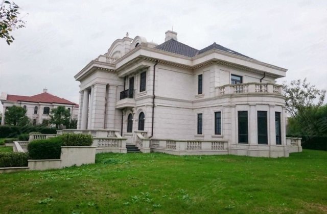 湖光月色嘉贤庄别墅