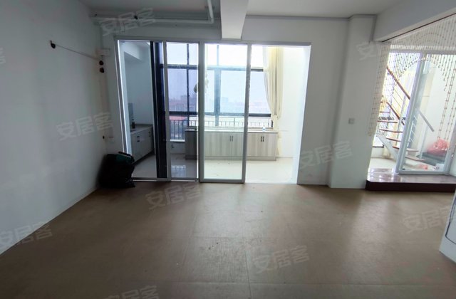 东方新天地(西区)4室2厅121.5㎡60万二手房图片