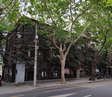 乌鲁木齐南路157号小区