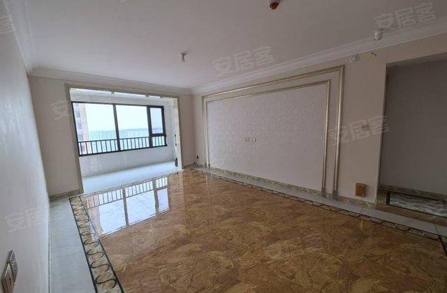 银河御府3室2厅130㎡108万二手房图片