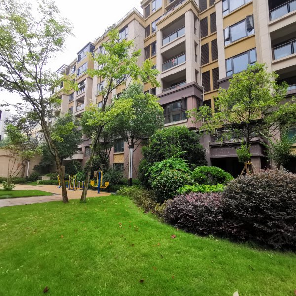 融创春晖十里雍和府