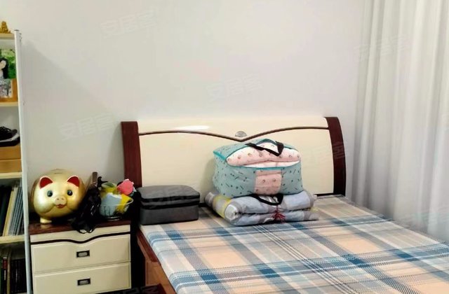 时尚街区东区1室1厅53.1㎡200万二手房图片