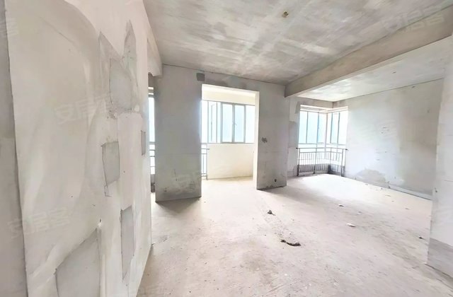 江之南苑4室2厅149㎡105万二手房图片