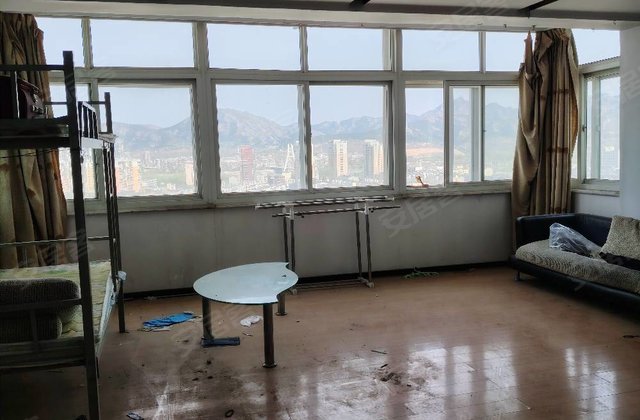 阳光嘉苑3室2厅126㎡29.8万二手房图片