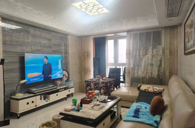 瑞隆现代城3室2厅128㎡55.8万二手房图片