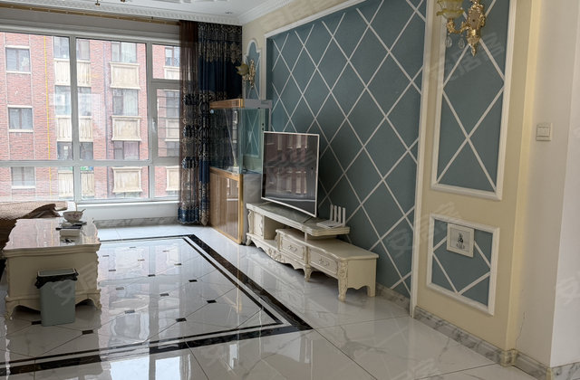 福地华庭2室1厅97.5㎡27.8万二手房图片