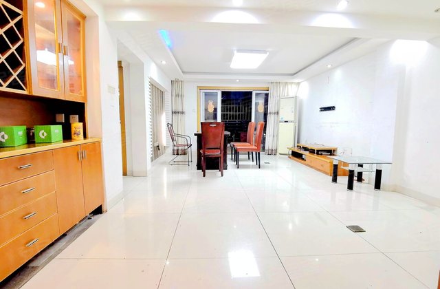 古龙公寓4室1厅77.24㎡350万二手房图片