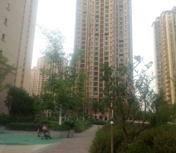 东津世纪城12区花漫里
