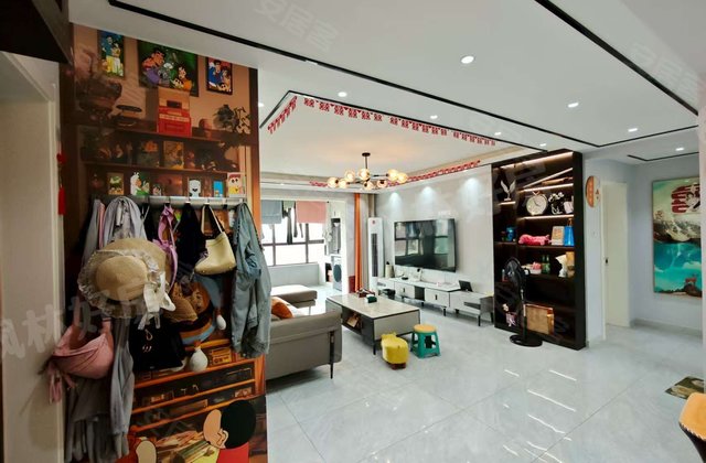 龙润华府3室2厅134㎡49万二手房图片