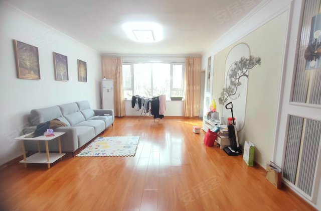 中颐和园3室2厅141.76㎡118万二手房图片