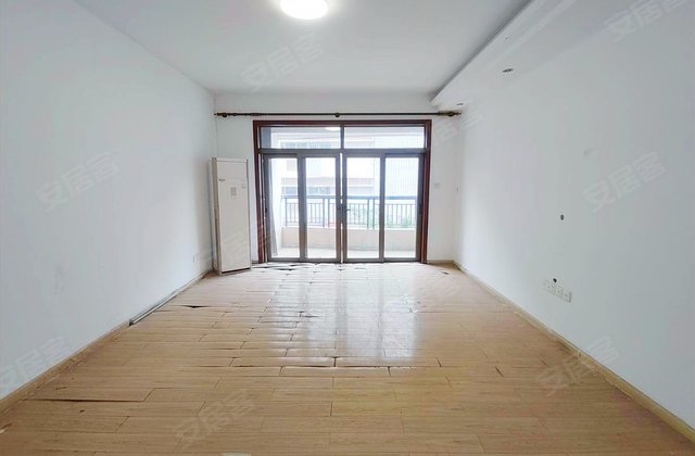 丽日百合家园3室2厅132.82㎡150万二手房图片