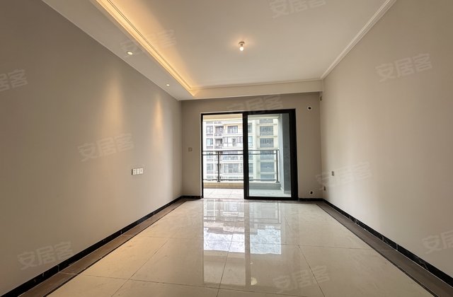 保利学仕府3室2厅105㎡65万二手房图片