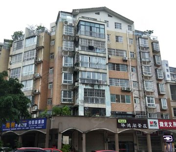 凤凰岭大桥头 单价7字头 电梯楼中楼 送大露台 有车位无抵丫