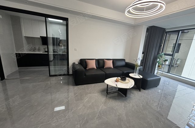 正黄金域华府4室2厅110㎡45万二手房图片