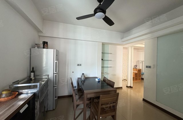 金都花园3室2厅140.02㎡83.9万二手房图片