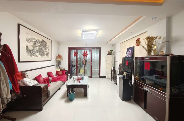 白云花园4室2厅144㎡150万二手房图片