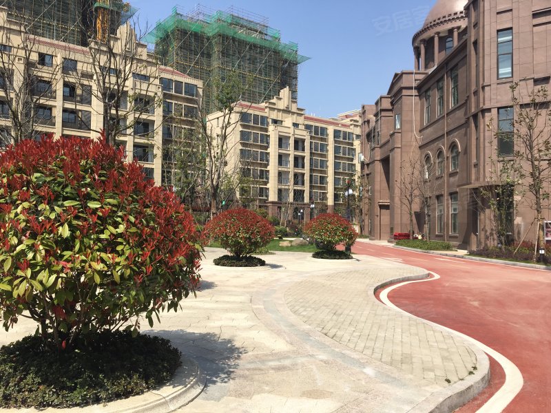 奥青城翠湖园(b区)