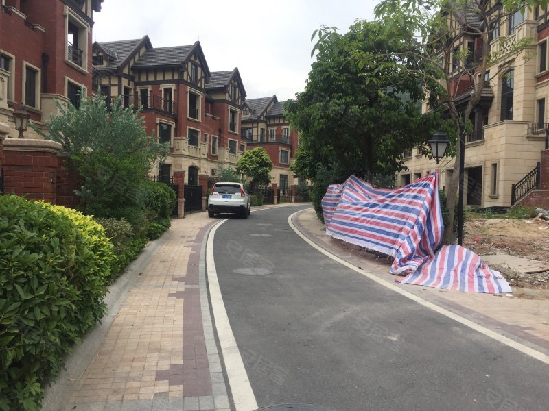 保利紫山花园(别墅)