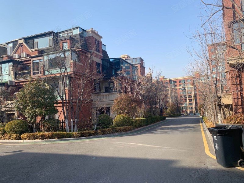 青特赫山(别墅)