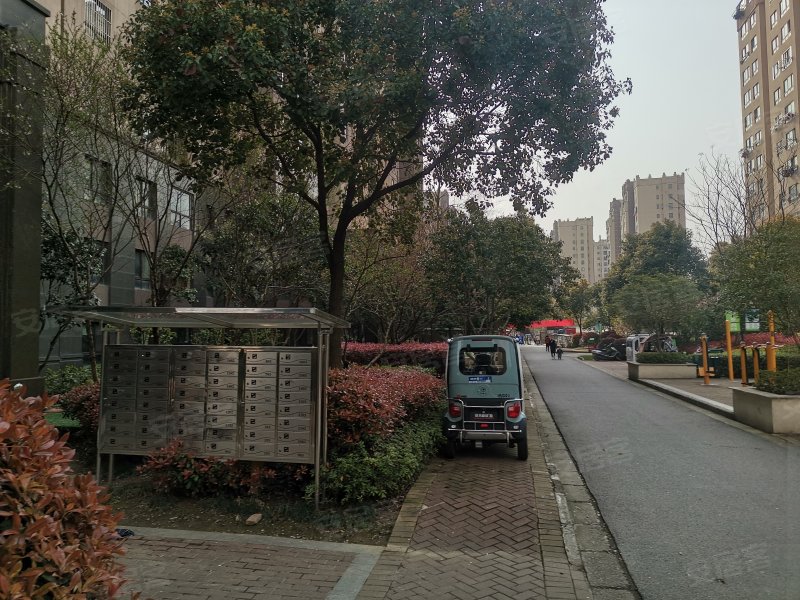 城市之光第二街区