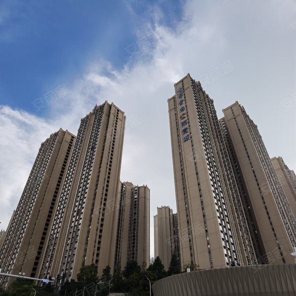 七彩云南第壹城(商住楼)