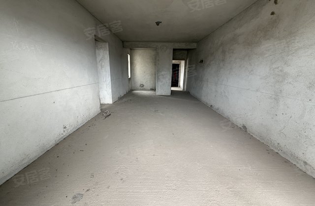 缤纷江南3室2厅119㎡29.8万二手房图片