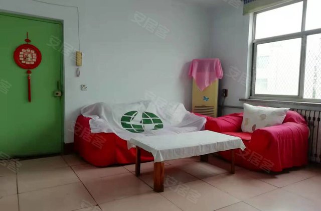 广场小区3室1厅75㎡56万二手房图片