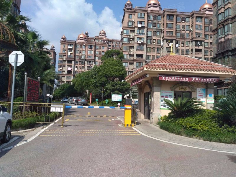 恒盛湖畔豪庭(262弄)