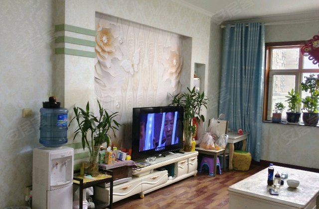 金盾小区3室2厅114㎡25.5万二手房图片
