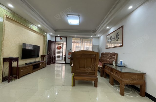 东盛华庭3室2厅126㎡68.8万二手房图片