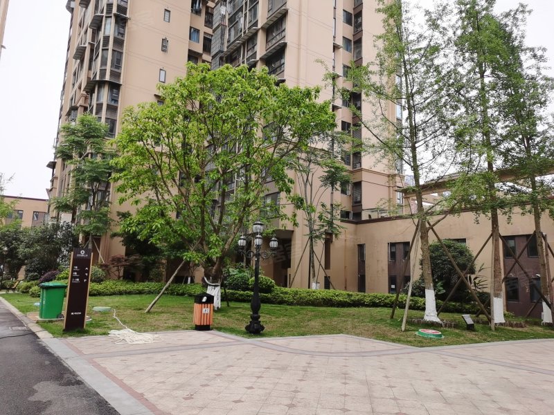 蓝光coco香江二期