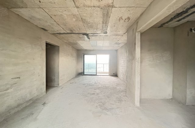 国鼎中央公园4室2厅168.3㎡95万二手房图片