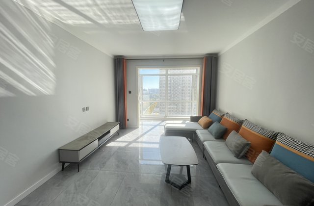 公园里3室2厅134.7㎡99.8万二手房图片