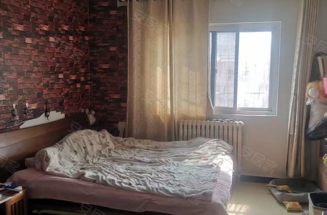 京泉馨苑东里2室2厅90.18㎡308万二手房图片