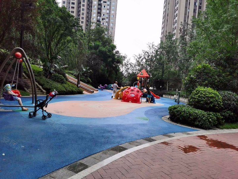 保利江上明珠乐园