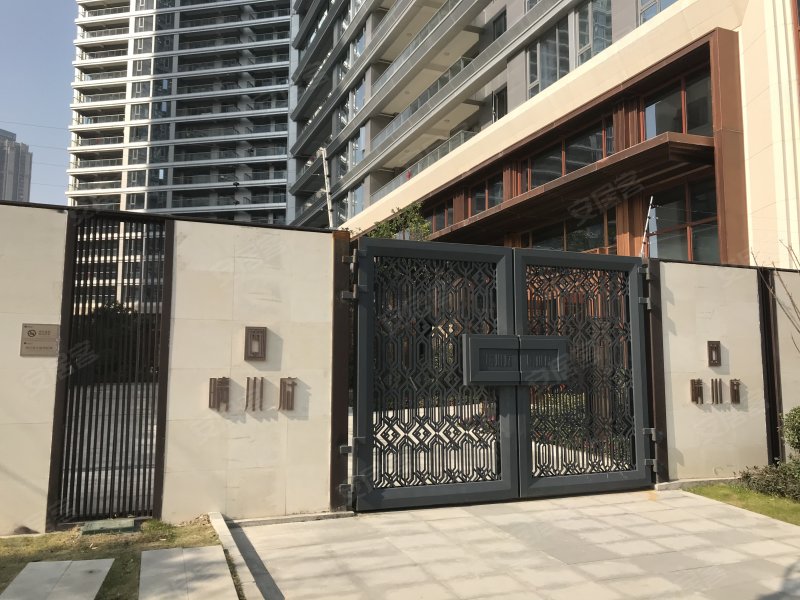 碧桂园晴川府