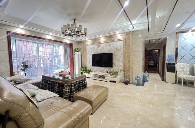 玉景凯旋城4室2厅139㎡76.8万二手房图片