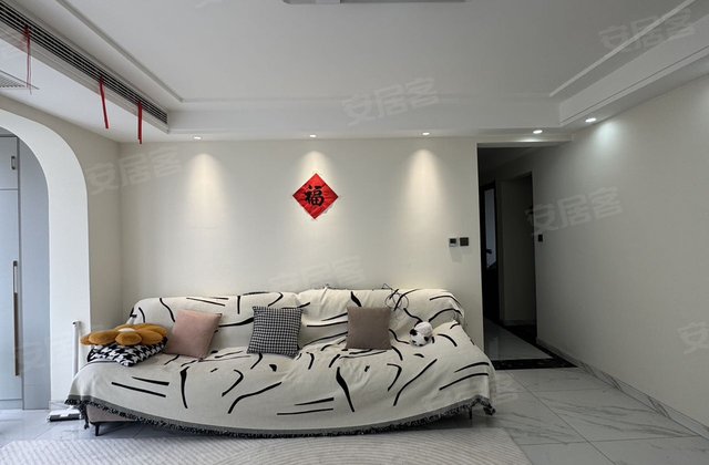 尉氏碧桂园4室2厅143.93㎡69.8万二手房图片