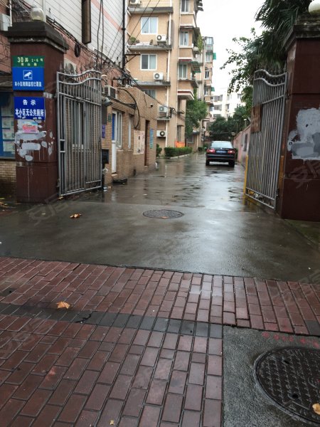密山路30弄小区 