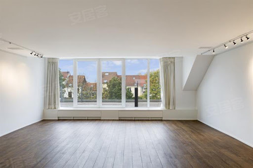 比利时约¥3445万BelgiumIxellesHouse出售二手房公寓图片