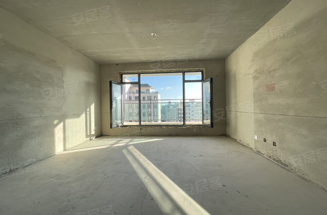 凯旋公馆2室1厅104.5㎡69万二手房图片