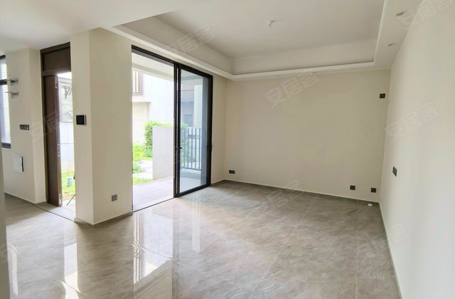 保利云上3室2厅158㎡130万二手房图片