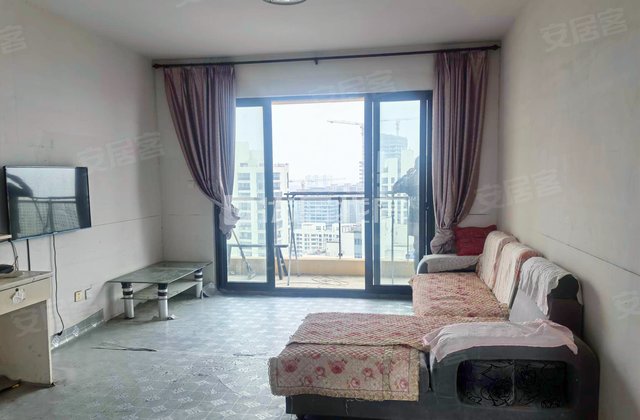 伯爵大地 3室 电梯房 132平 毛坯 房东急置换 诚心出售