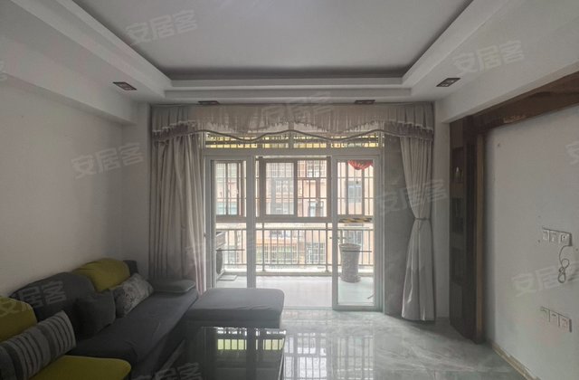 平潭龙居世界城三四期2室1厅76.48㎡65万二手房图片