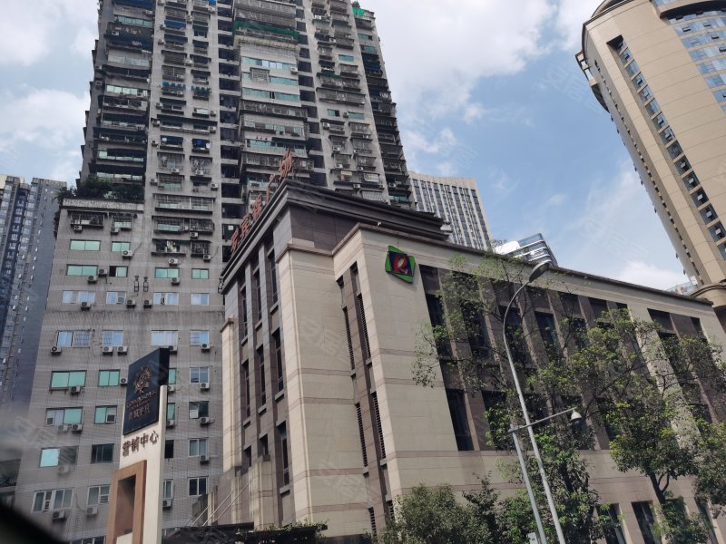 罗宾森广场尚城华府,中山一路109号-重庆罗宾森广场尚城华府二手房