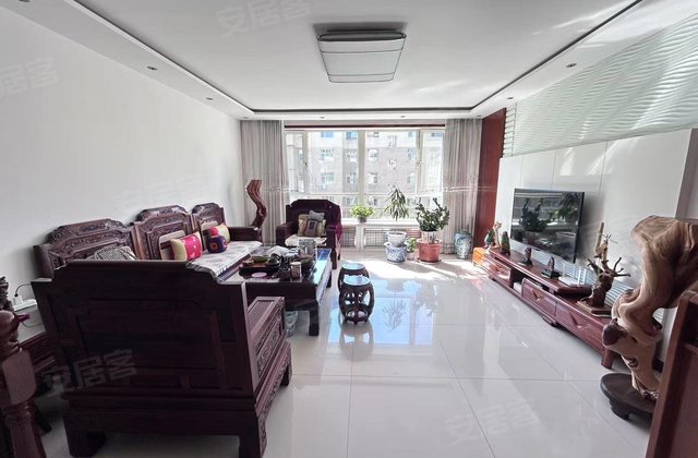 王府花园二期3室2厅126.46㎡86万二手房图片