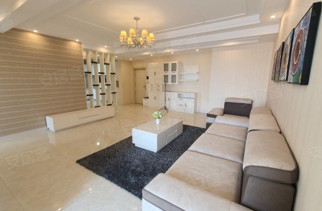 金域国际3室2厅125.8㎡46.5万二手房图片